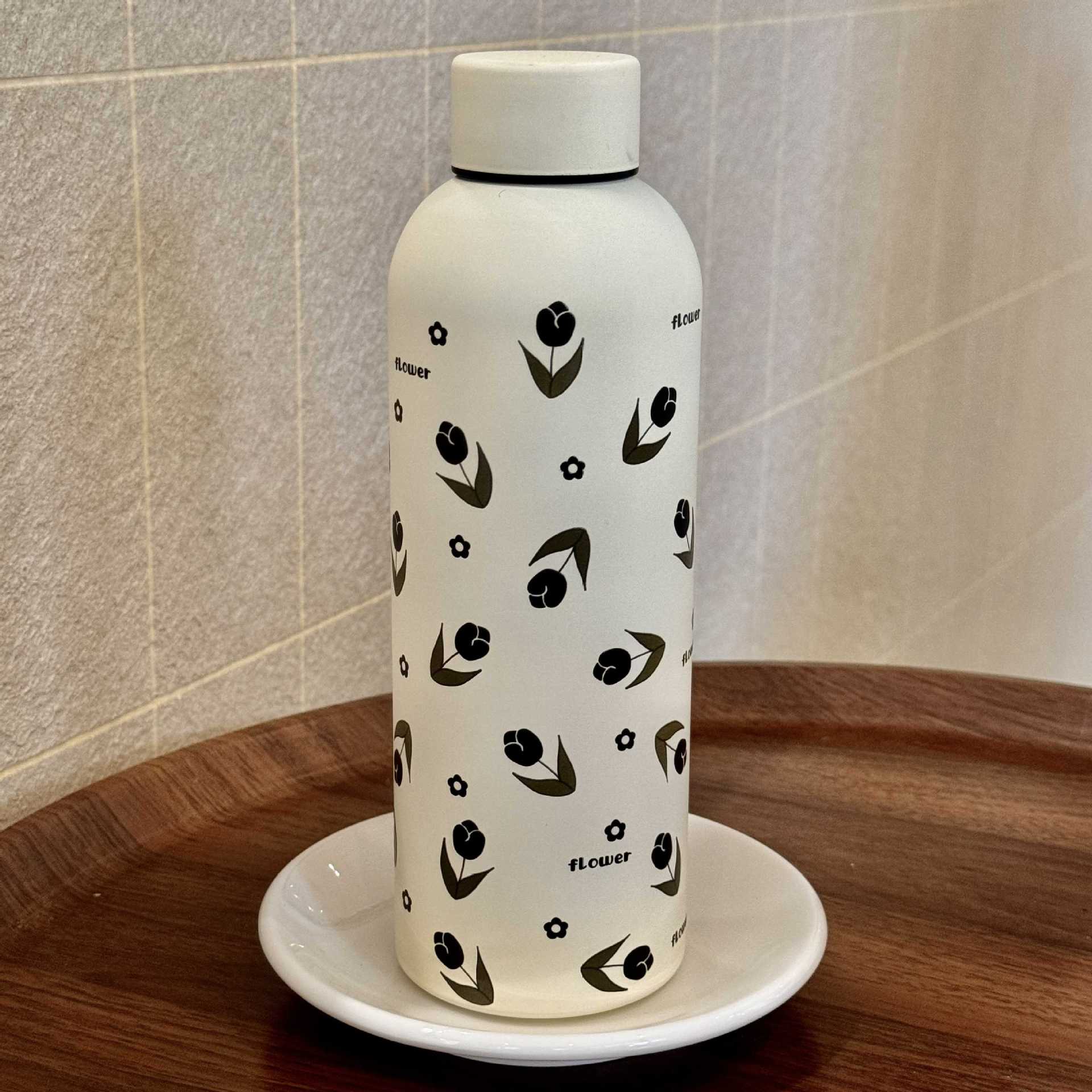 Insulated Stainless Steel Water Bottle for Women Floral Design Leak-Proof Screw Cap