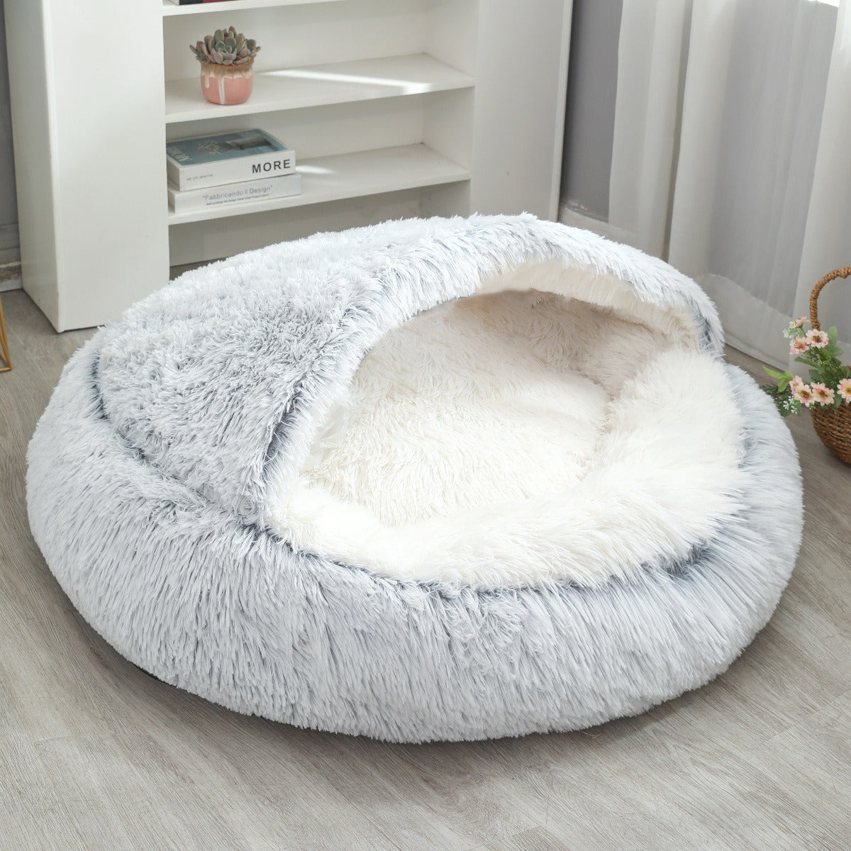 Women's Cozy Round Pet Bed Soft Plush Non-Slip Indoor Outdoor Dog Cat Bed
