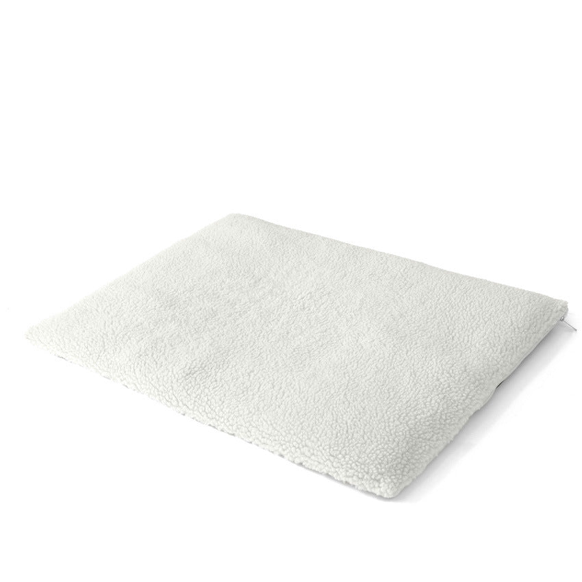 Harrow Ultra-Soft Pet Lounge Mat Non-Slip Hypoallergenic Fabric Machine Washable