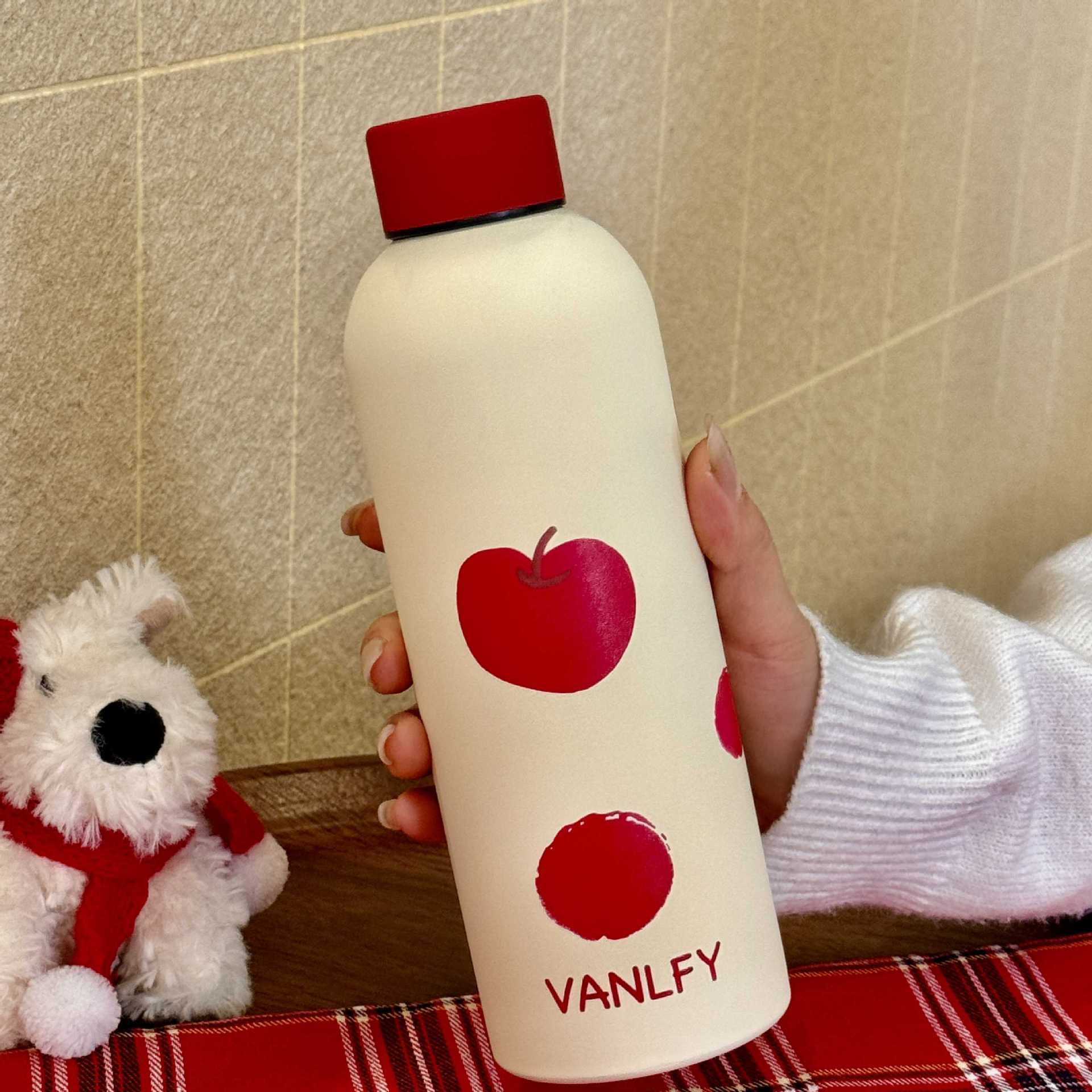 Women’s Insulated Water Bottle Double-Walled Leak-Proof Flip-Top Stylish Design Eco-Friendly