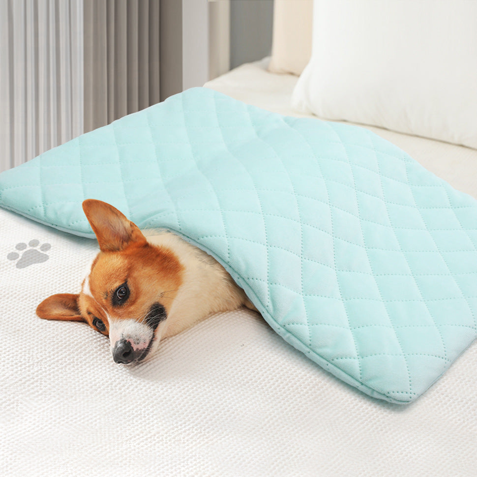 Harrow Unisex Waterproof Breathable Hygienic Underlay Mat Non-Slip Easy Clean