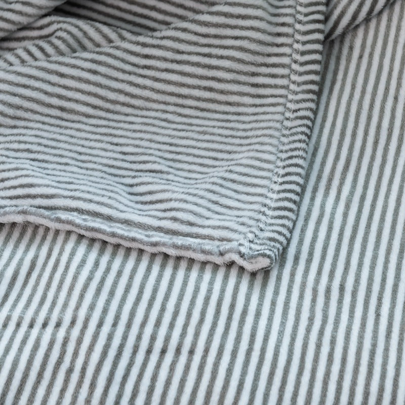 Cotton Throw Blanket for Sofa and Bed Striped Pattern Machine Washable Cozy Home Decor