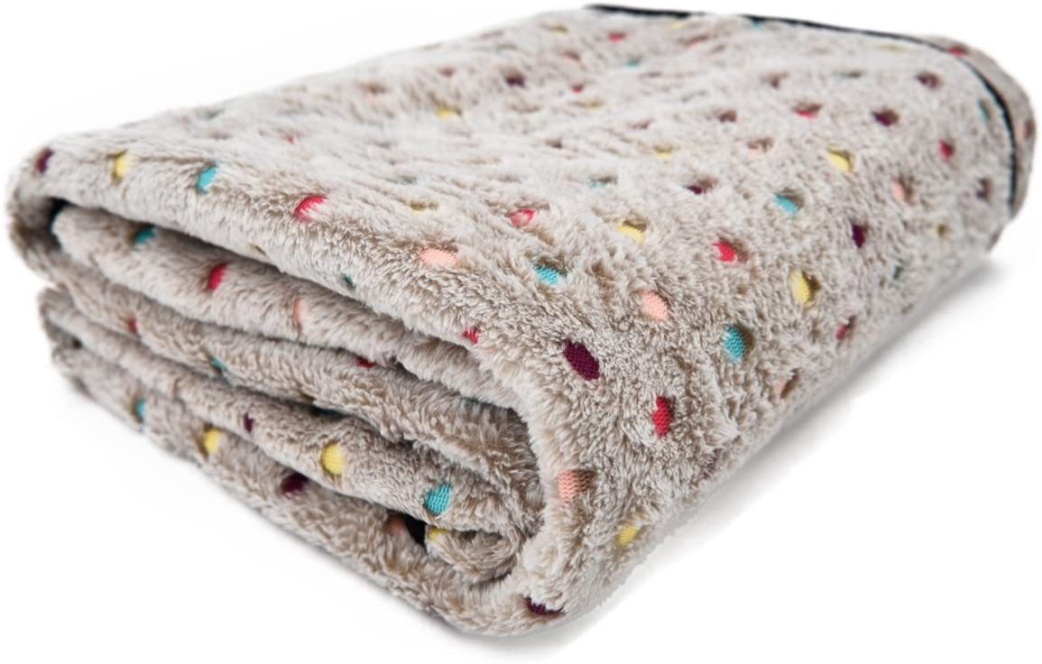 Brehn Plush Blanket with Colorful Polka Dot Pattern Soft Cozy Throw for Indoor and Outdoor Use