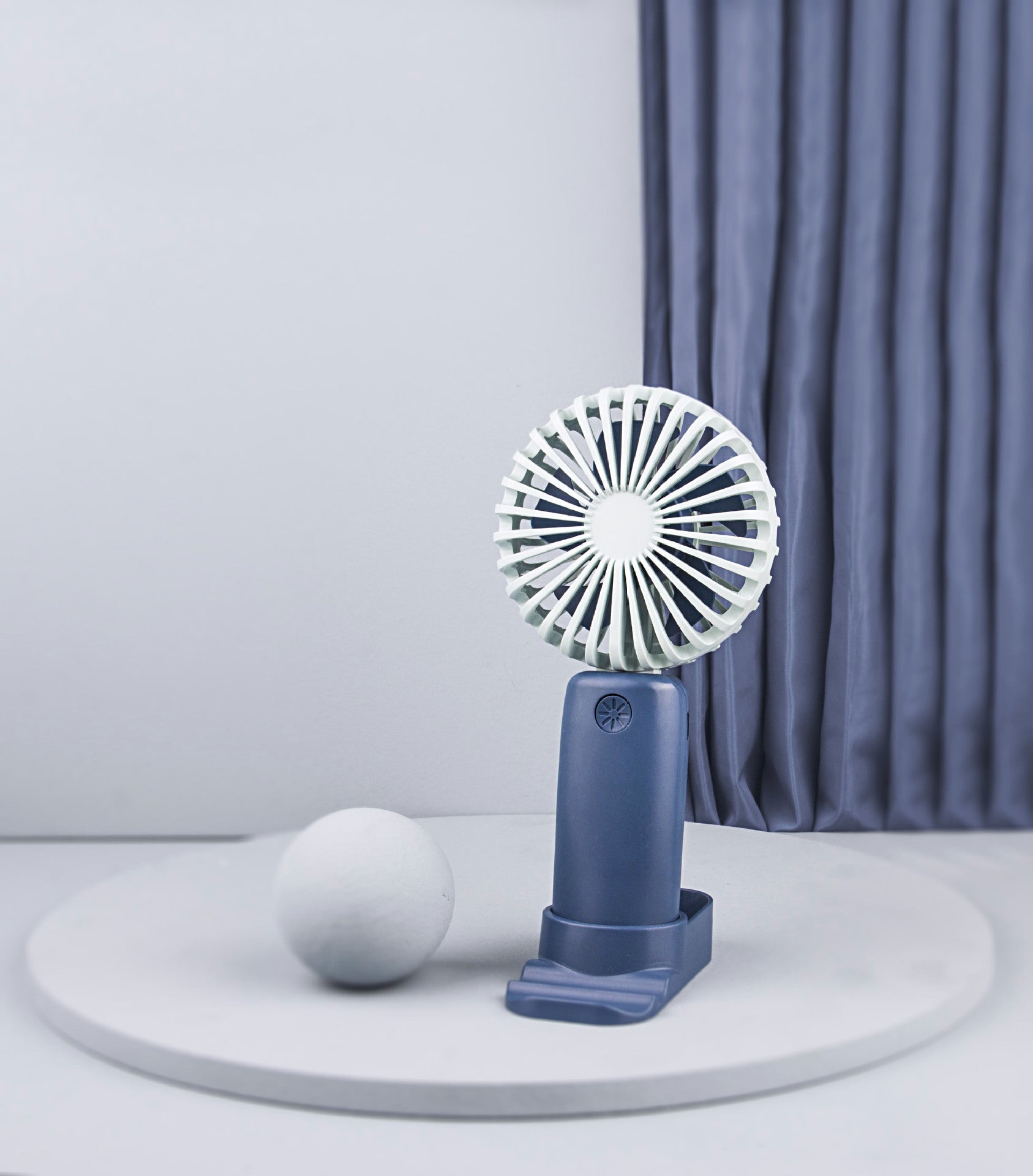 Rechargeable Mini Tabletop Fan Portable Quiet Adjustable Speed Battery Powered