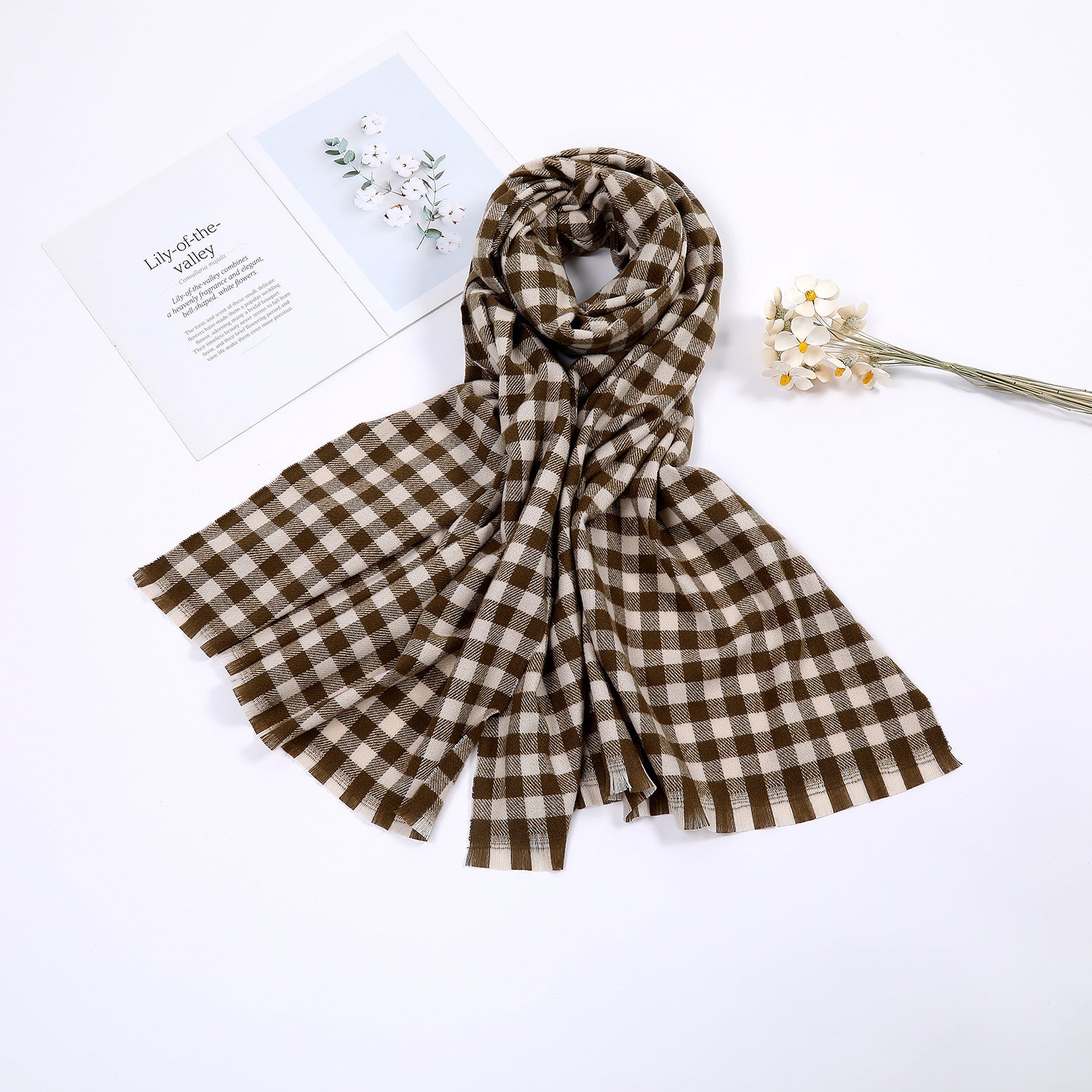 Women's Checked Scarf Soft Lightweight Black and White Cozy Wrap Shawl