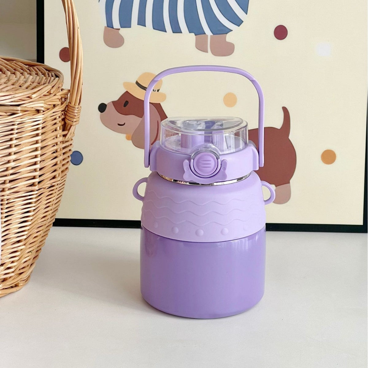 Women’s Multifunctional Portable Water Lantern with Handle BPA-Free Plastic