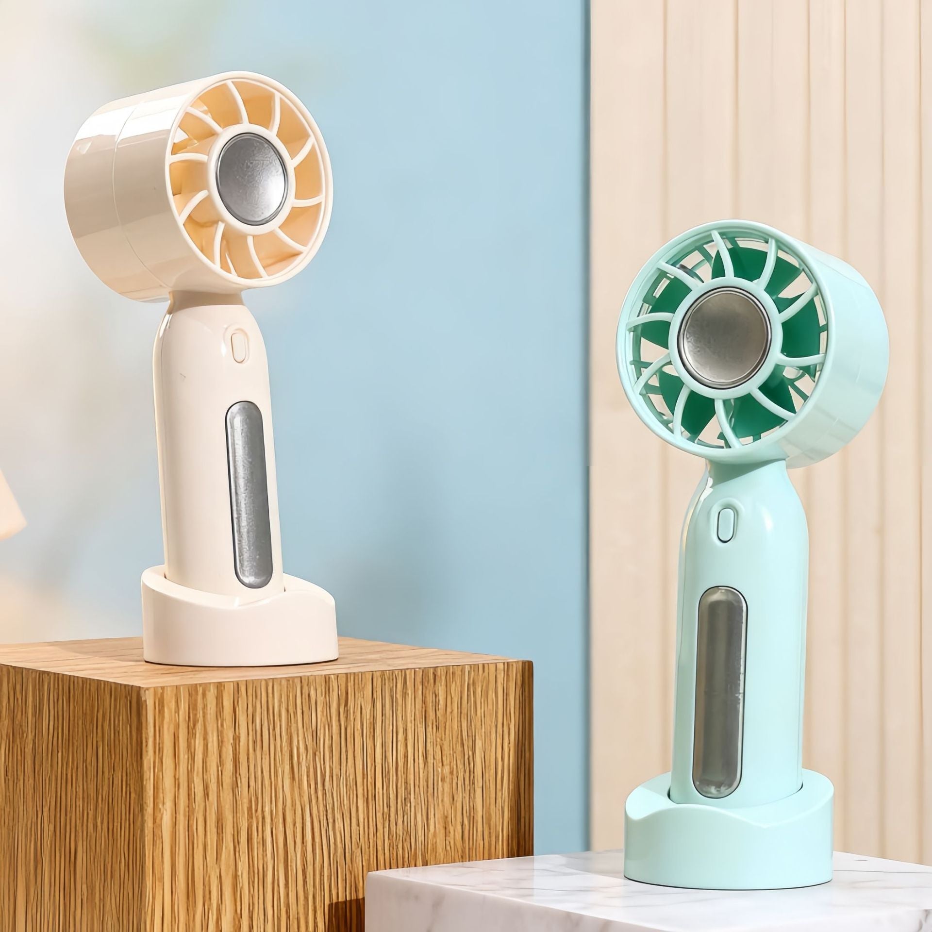 Portable Mini Fan USB Rechargeable Rotatable Head Compact Quiet Operation for Women