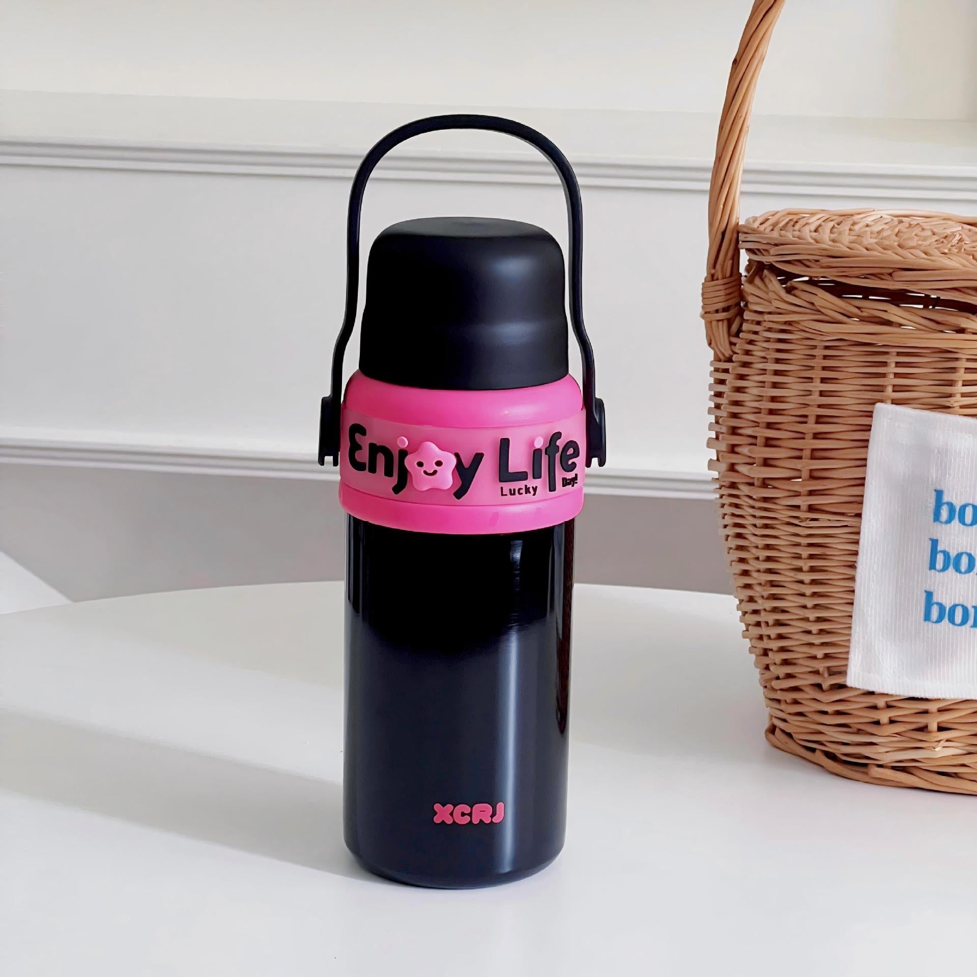 Women’s Plastic Insulated Water Bottle with Ergonomic Handle Lightweight BPA-Free