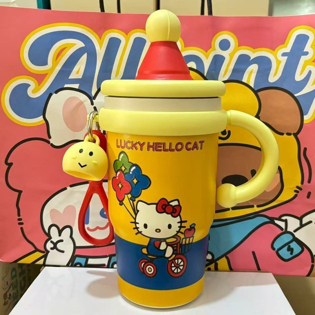 Insulated Women's Drinking Cup With Cute Cat Design Leak-Proof Flip Lid Ergonomic Handle