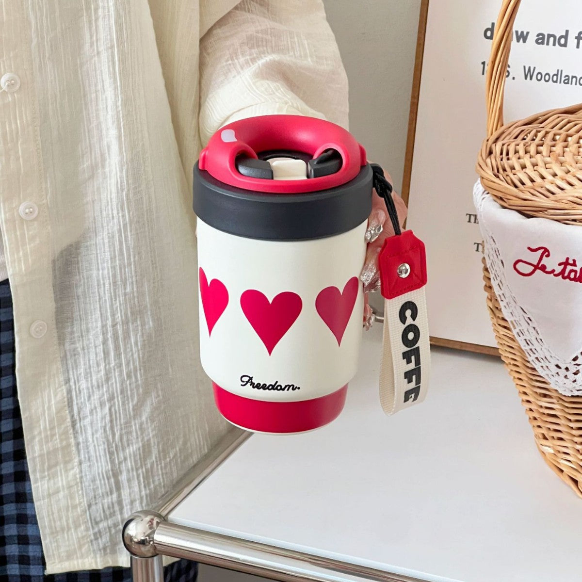 Ladies Thermos Mug Insulated Stainless Steel with Elegant Gold Rim Leak-Proof Lid