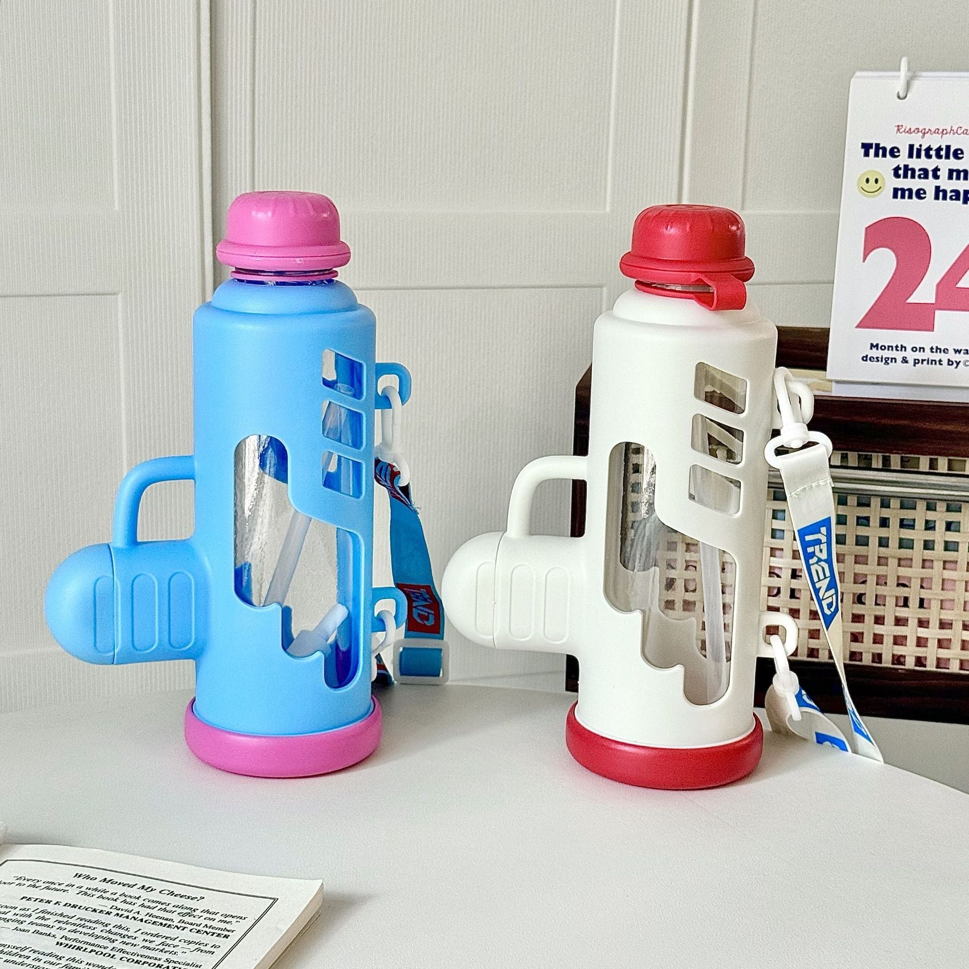 Trendy Water Bottle with Carry Handle Hygienic Closure Reusable for Hot and Cold Drinks