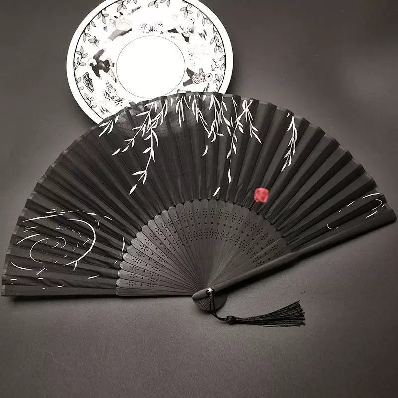 Handmade Bamboo Folding Fan Women’s Hand-Painted Willow Pattern Decorative Tassel