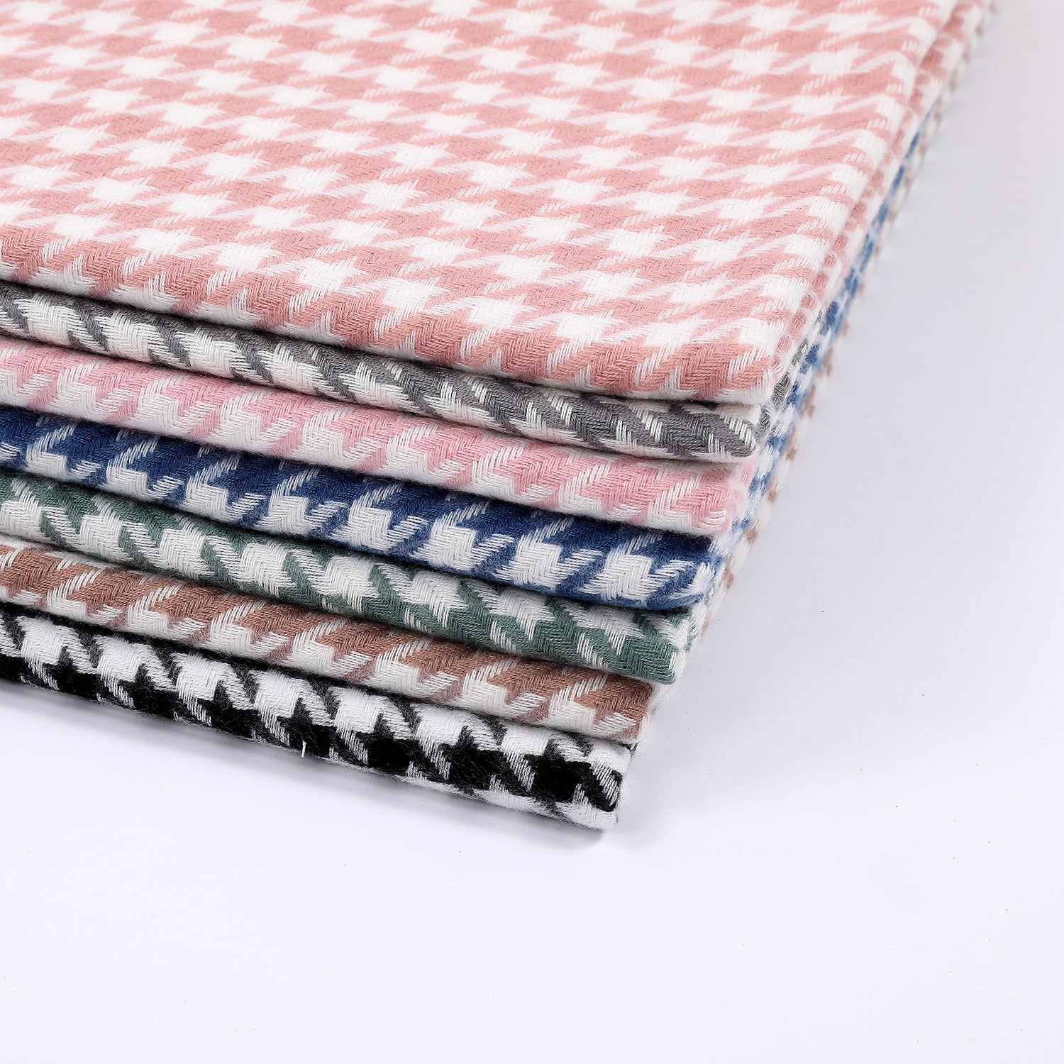 Ladies Scarf Houndstooth Pattern Soft Breathable Fabric Elegant Accessory