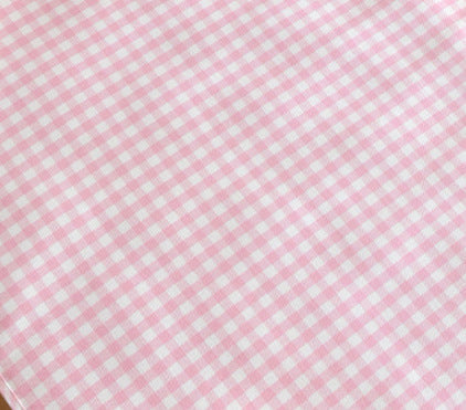 Bowlift Tablecloth Classic Checkered Design Durable Easy-Care Fabric Indoor Outdoor Use