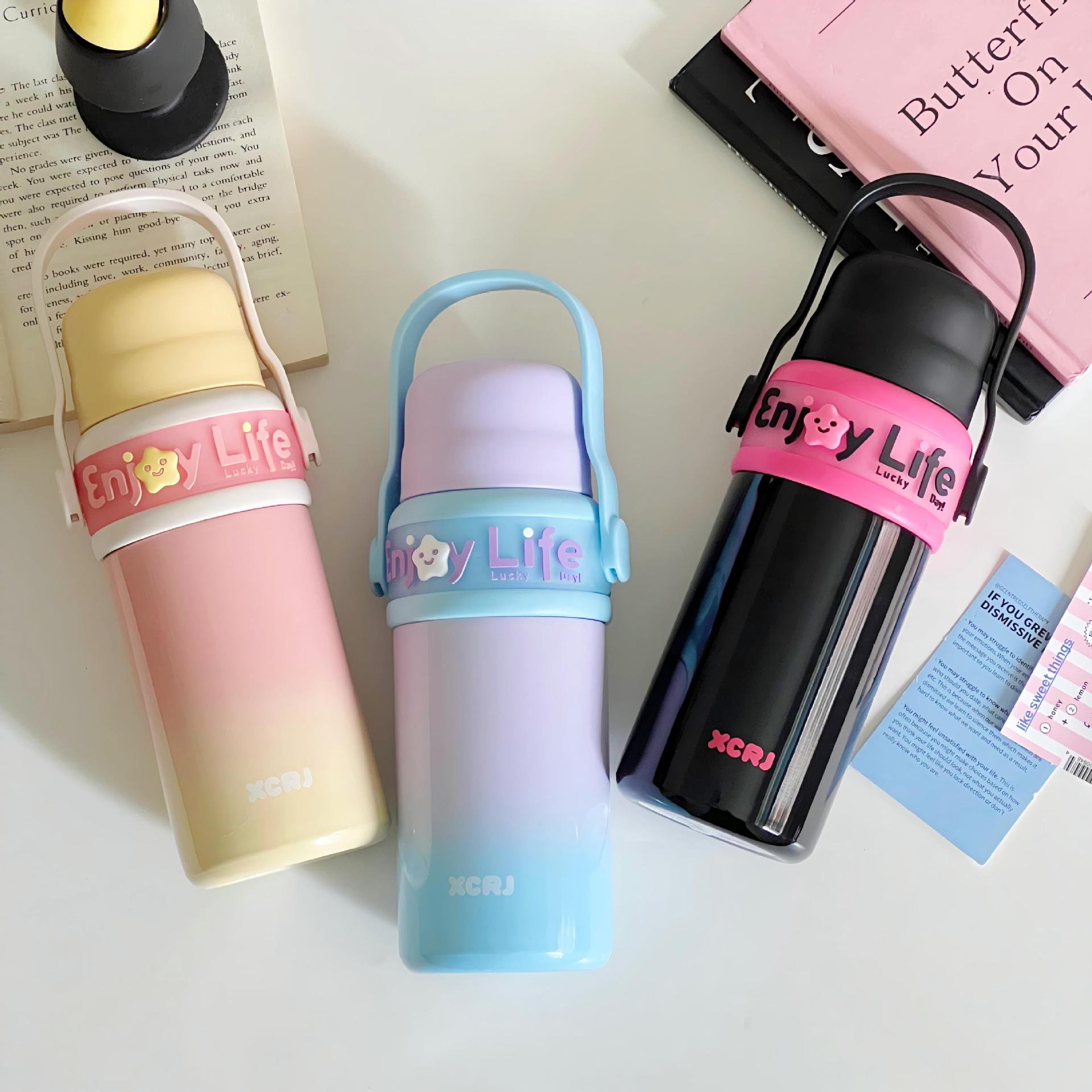 Women’s Plastic Insulated Water Bottle with Ergonomic Handle Lightweight BPA-Free