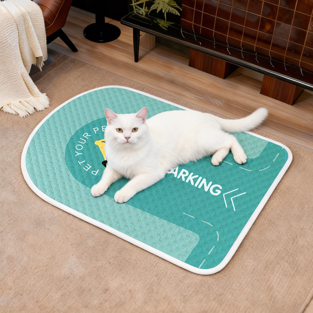 Harrow Pet Mat Comfortable Hypoallergenic Non-Slip Easy-Care Modern Pattern
