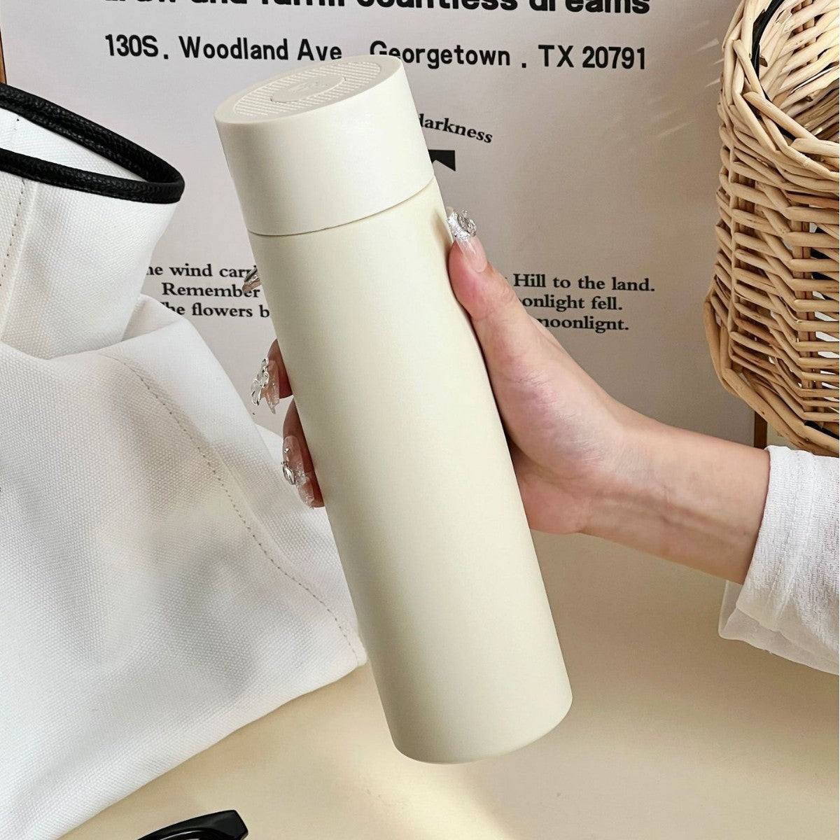 Women's Insulated Stainless Steel Water Bottle Double Wall Vacuum Leak-Proof Lid