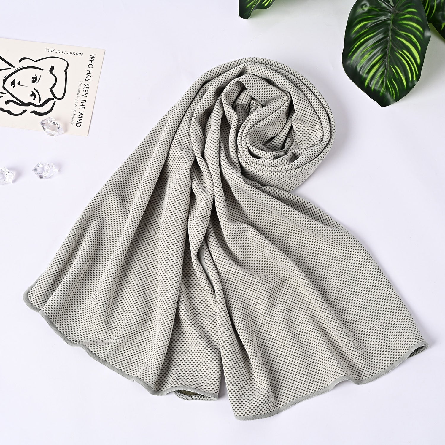Ladies Multifunctional Microfiber Towel Quick-Dry Breathable Mesh Design