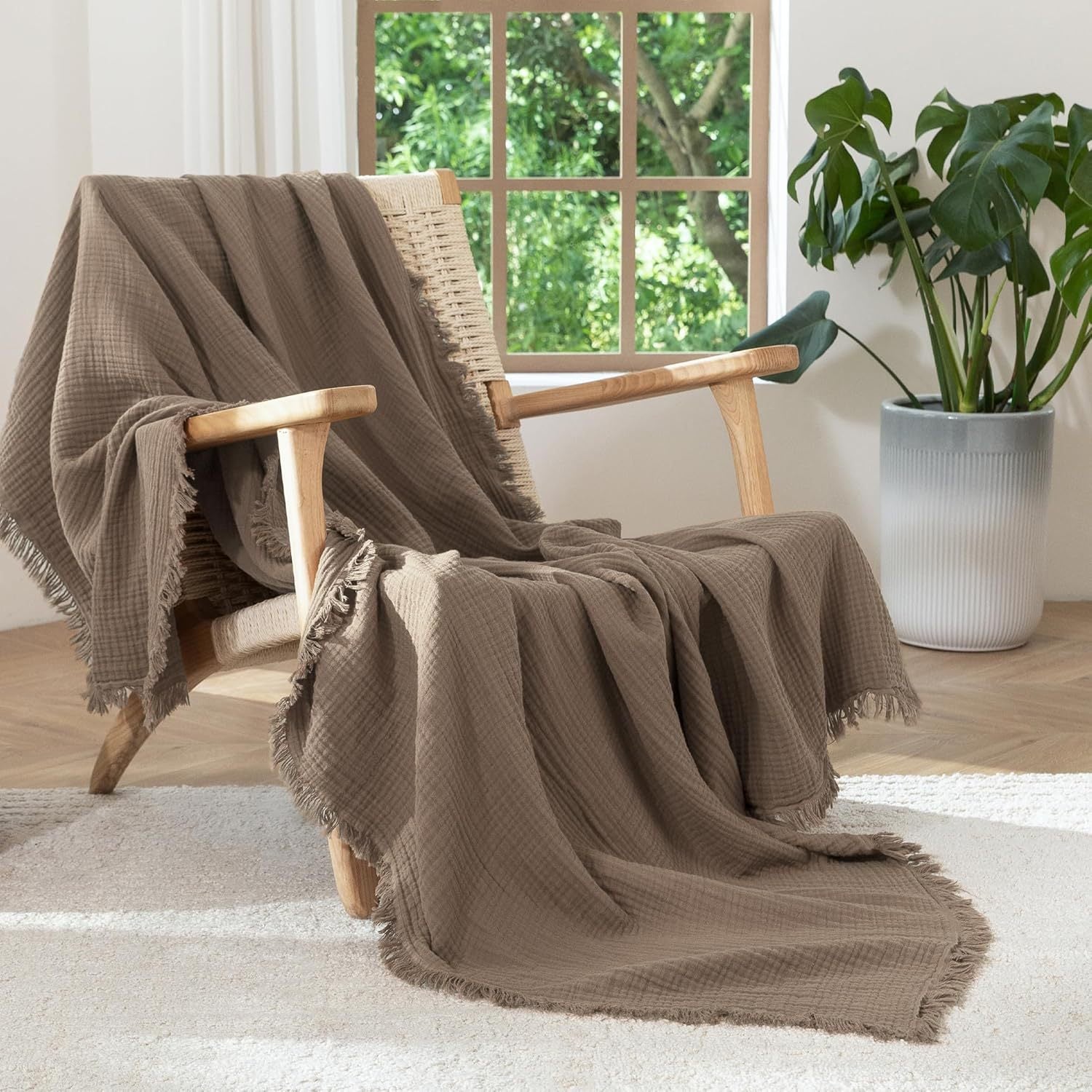 Bowlift Women's Soft Cotton Muslin Throw Blanket Breathable Lightweight with Fringes