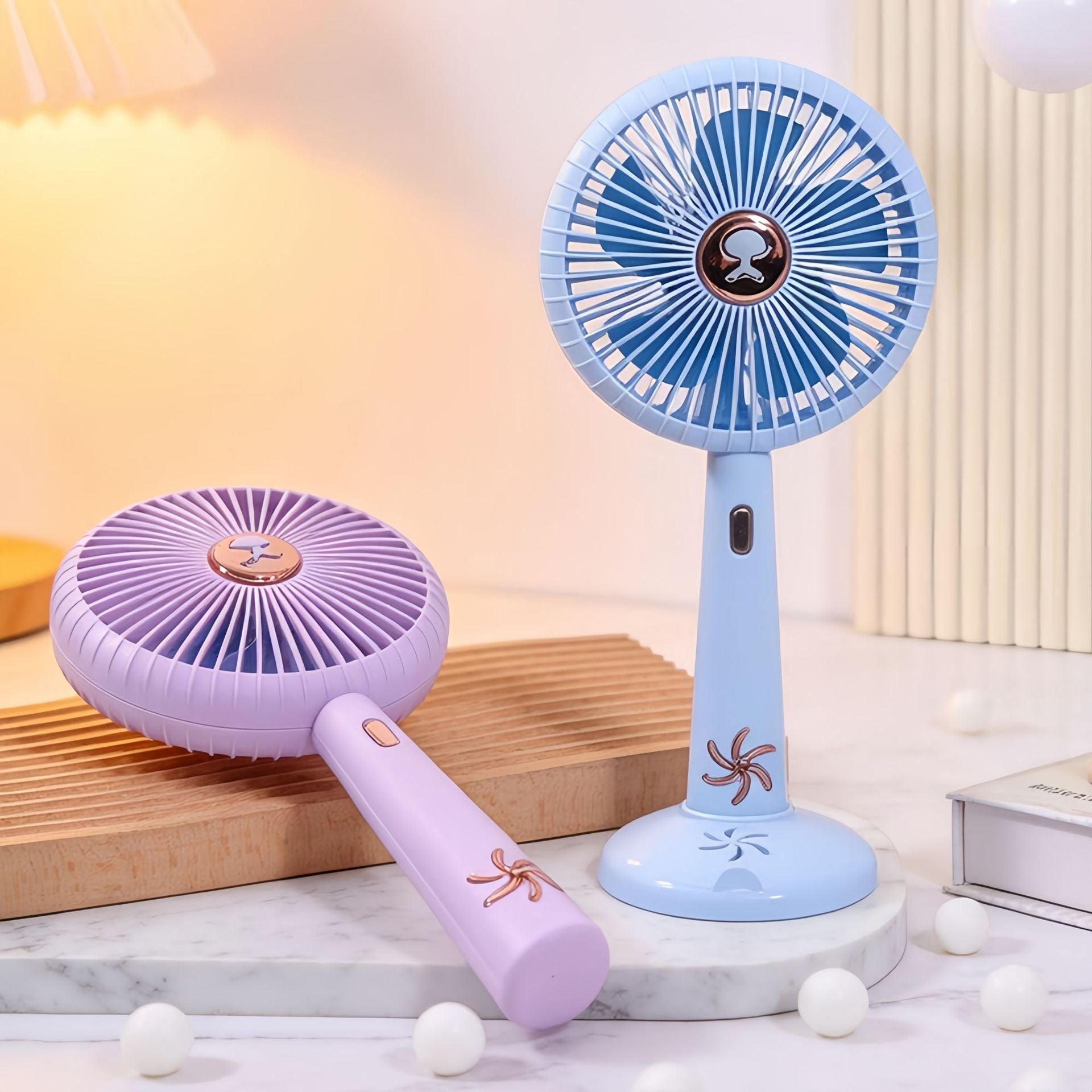 Portable USB Desk Fan with Adjustable Tilt Flexible Neck Lightweight Quiet Operation