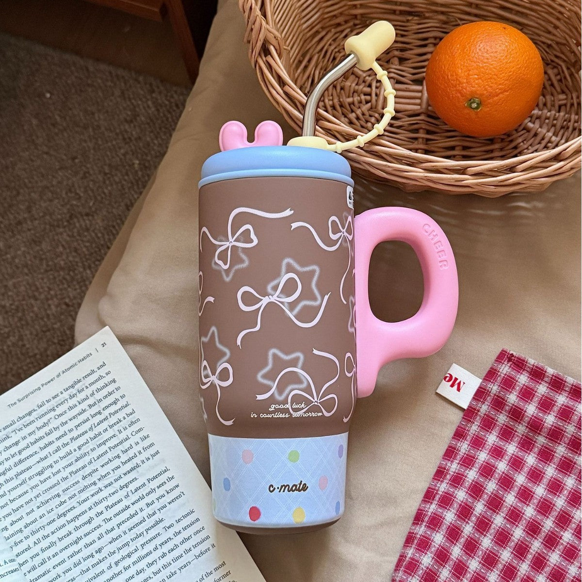Women’s BPA-Free Drinking Container with Cat Design and Hygienic Lid Ergonomic Handle