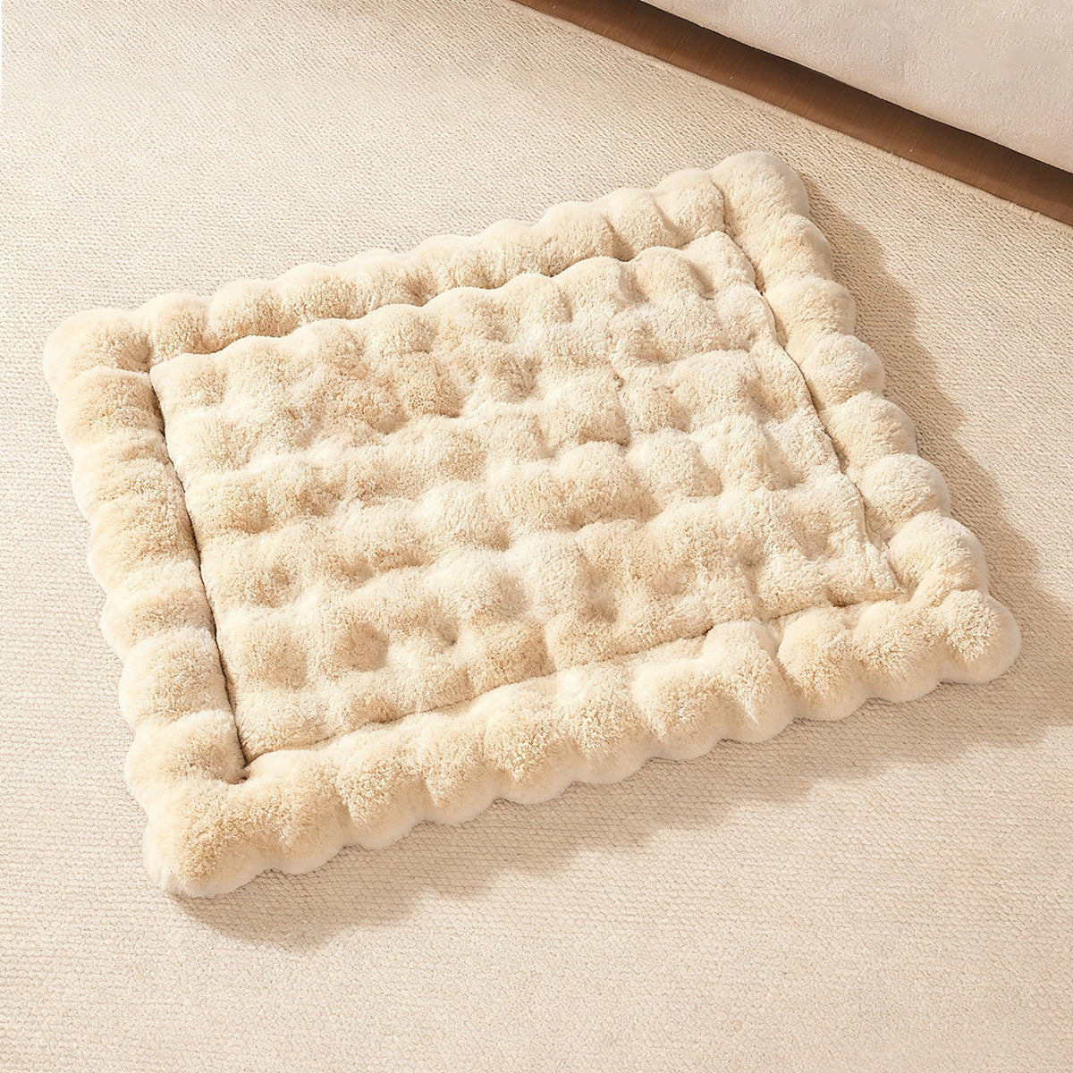 Harrow Women's Cuddle Mat Soft Plush Non-Slip Cozy Floor Mat for Home and Pets