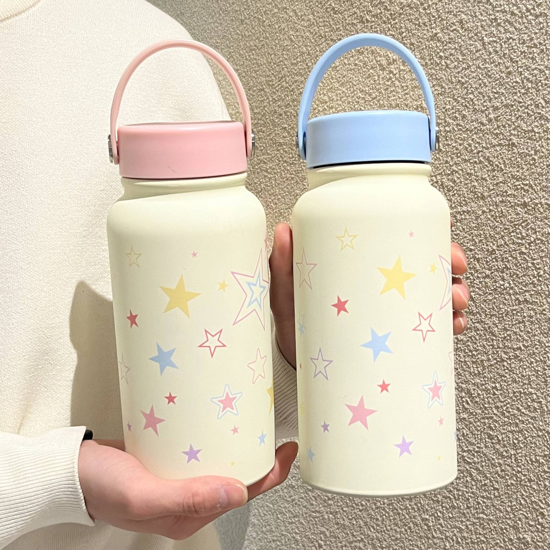 Women’s Insulated Water Bottle BPA-Free Plastic Double-Walled Star Motif Pastel Colors