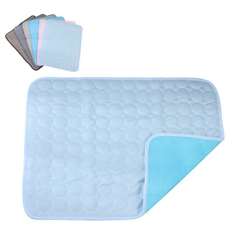 Waterproof Non-Slip Pet Mat with Water-Repellent Coating for Home and Travel