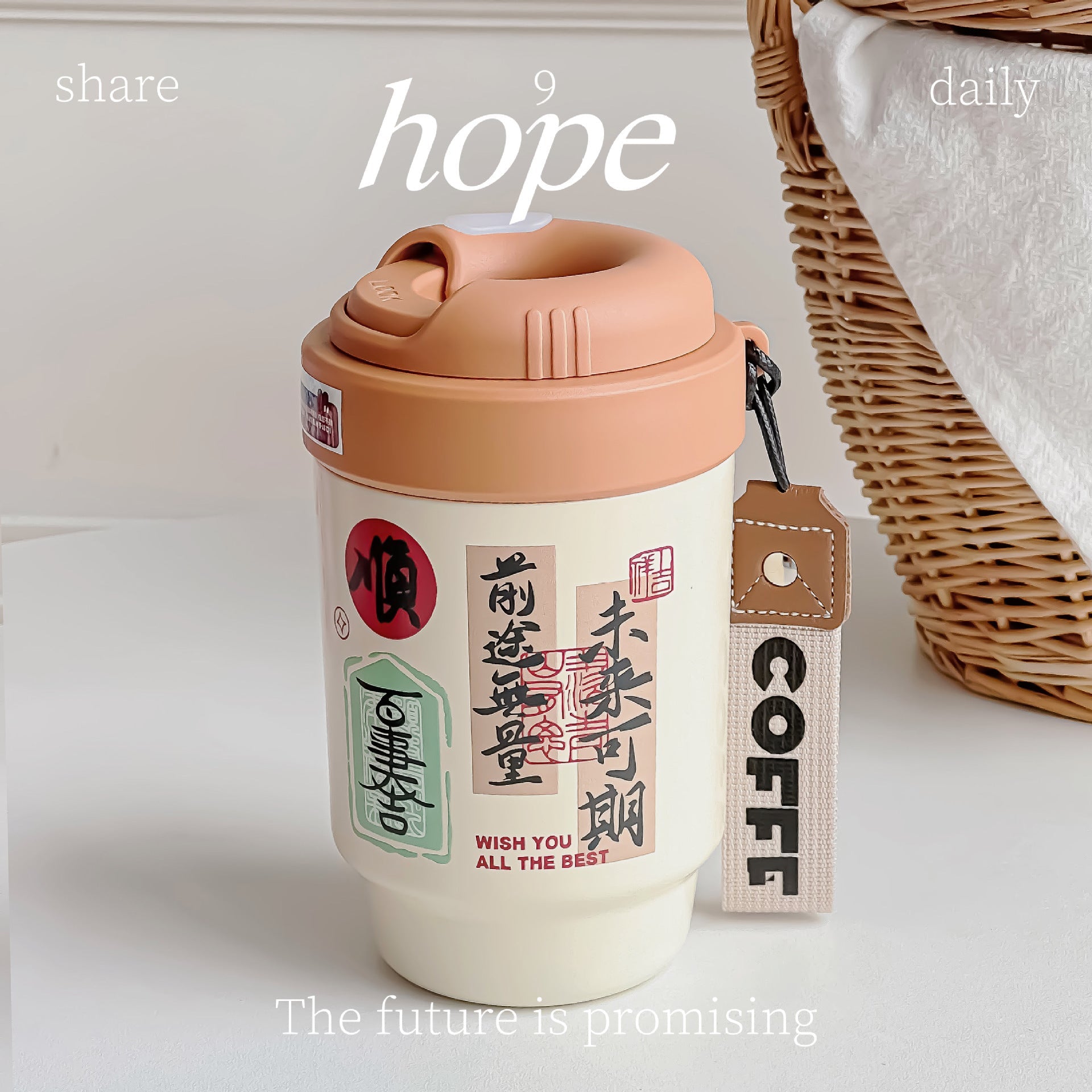 Insulated Coffee Mug for Women Double-Walled Spill-Proof Travel Mug with Lid and Carry Strap Black Silver