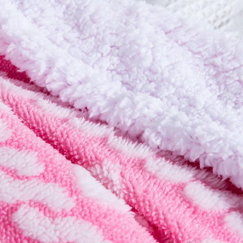 Women’s Reversible Blanket Soft Microfiber Cozy Geometric Pattern White Fluffy Throw