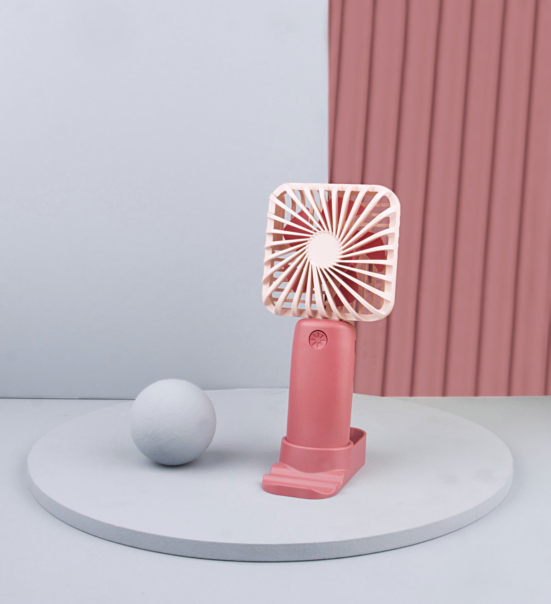 Rechargeable Portable Desk Fan Compact Wireless Personal Fan with Adjustable Angles and Multiple Speeds