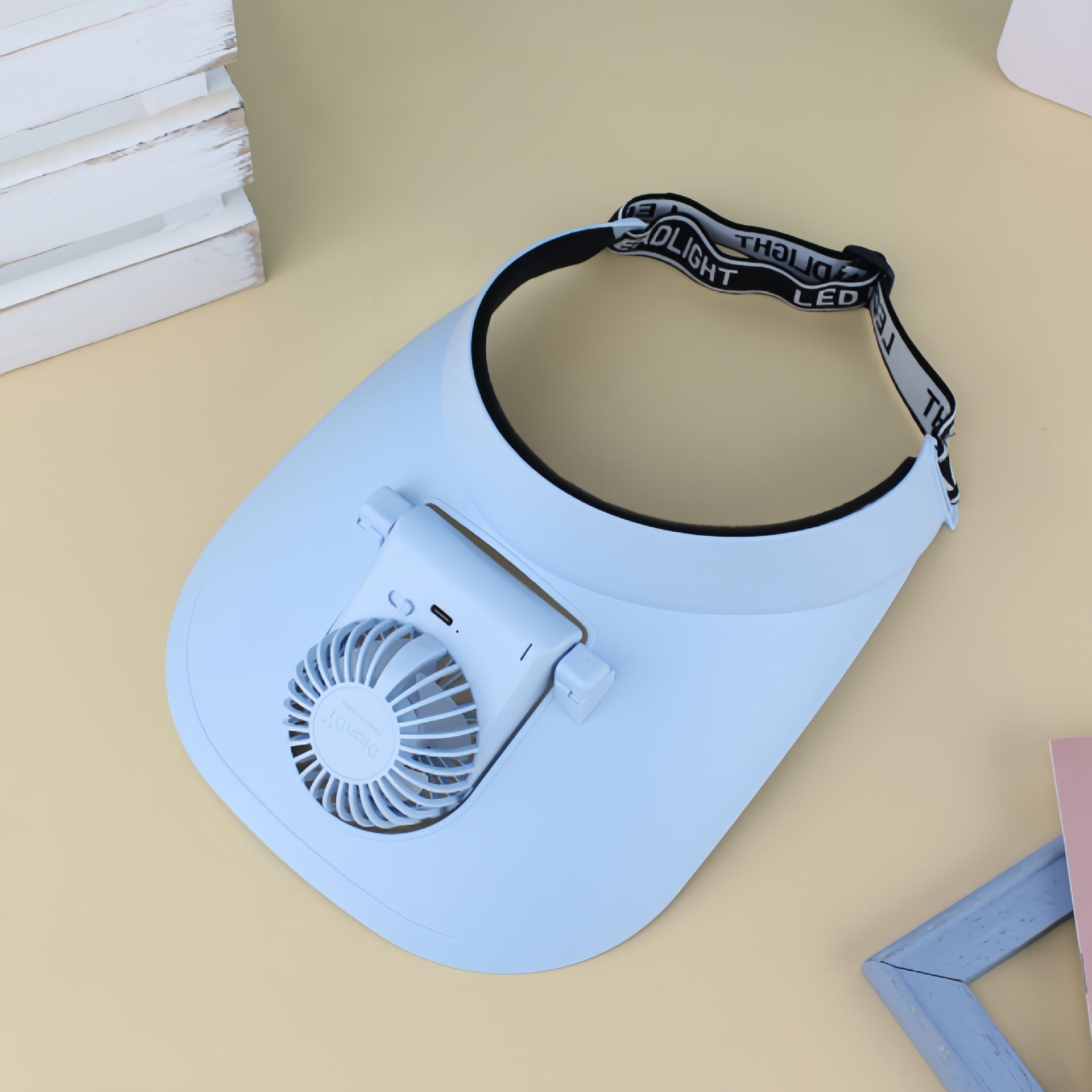 Wearable Neck Fan Portable USB Rechargeable Lightweight Quiet Cooling Fan for Women