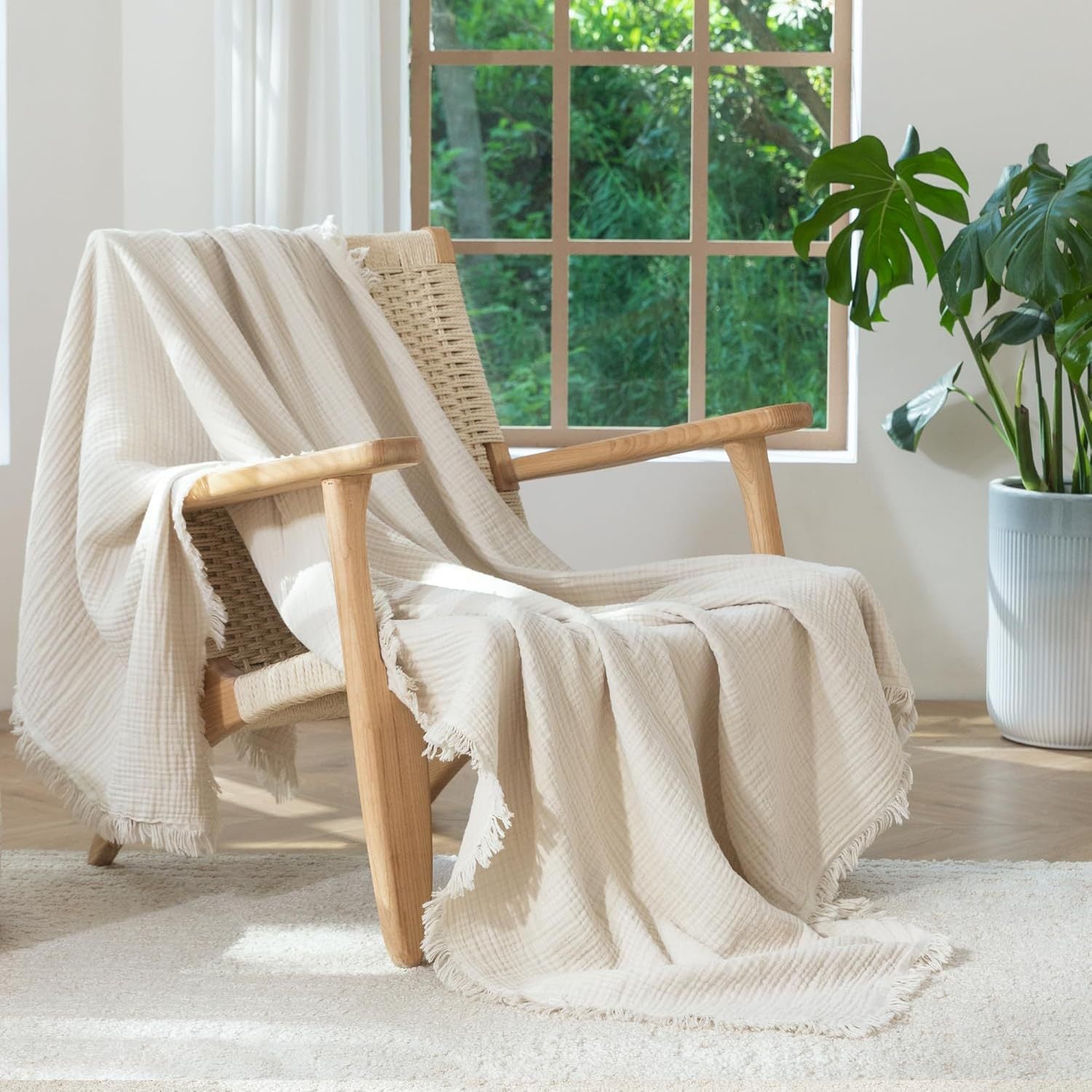 Bowlift Women's Soft Cotton Muslin Throw Blanket Breathable Lightweight with Fringes