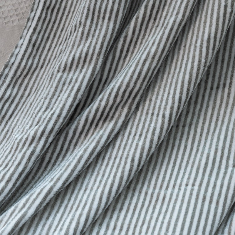 Cotton Throw Blanket for Sofa and Bed Striped Pattern Machine Washable Cozy Home Decor