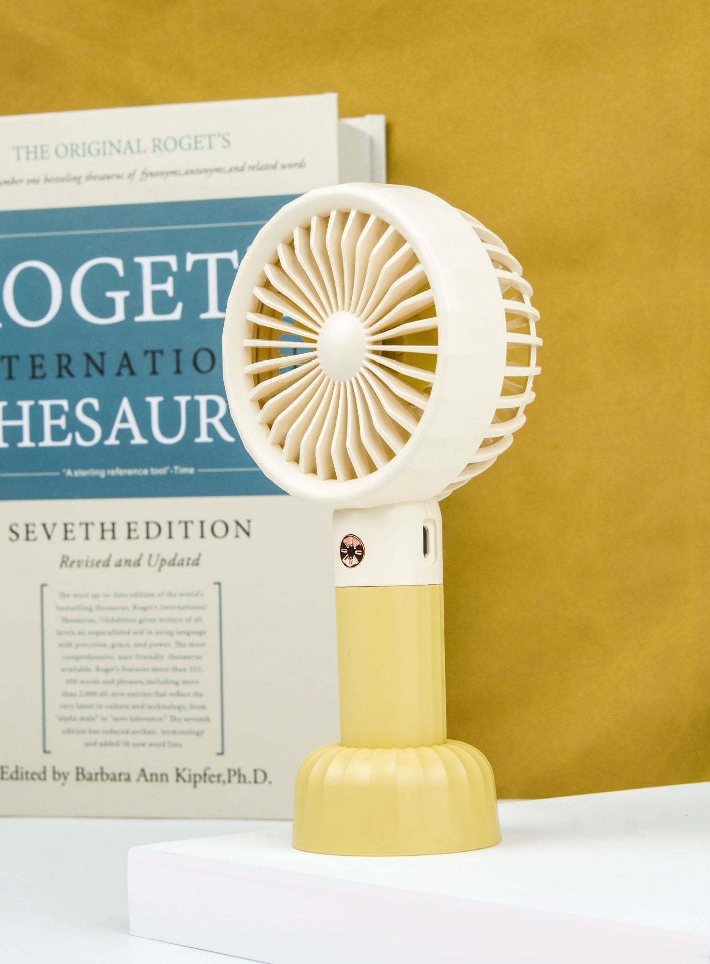 Harrow Portable Table Fan High-Performance Adjustable Speed Quiet Operation Compact Design