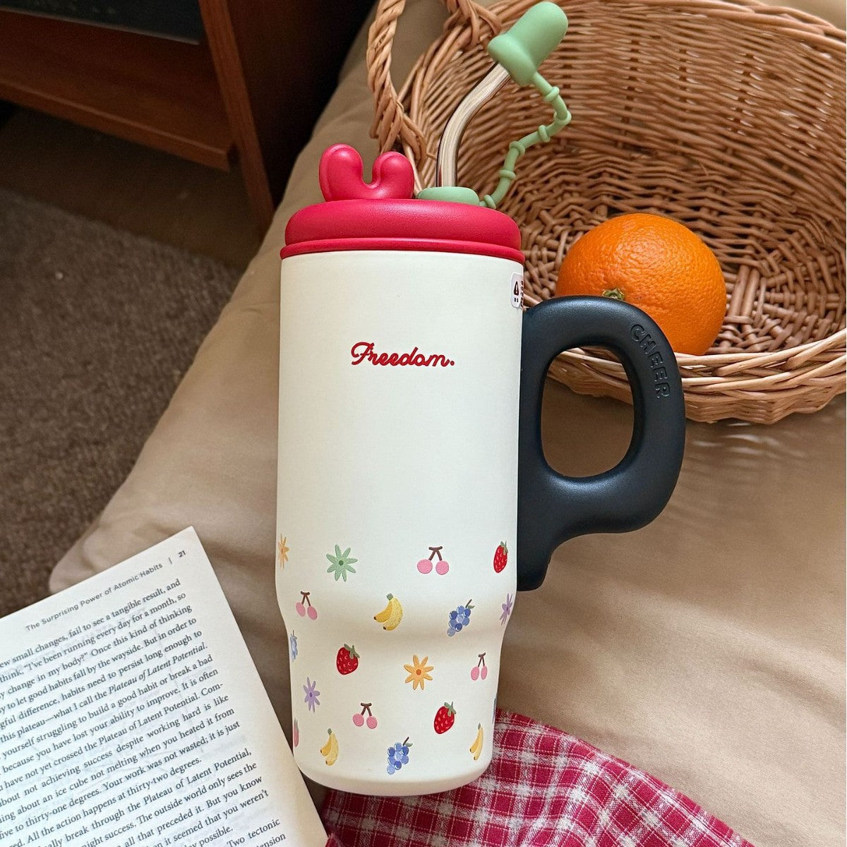 Women’s Multifunctional Drink Jug BPA-Free Floral Pattern Hot and Cold Beverage Pitcher with Handle