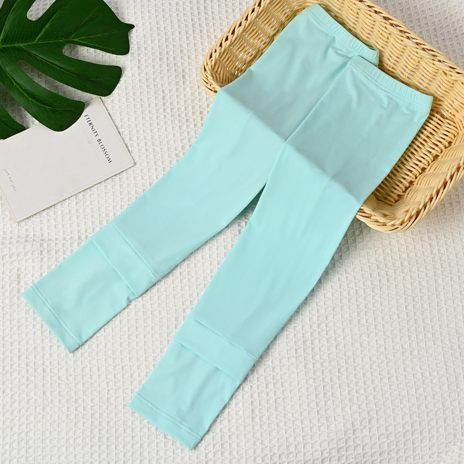 Women's Sports Leggings Breathable Moisture-Wicking Elastic Waistband Flexible Fit