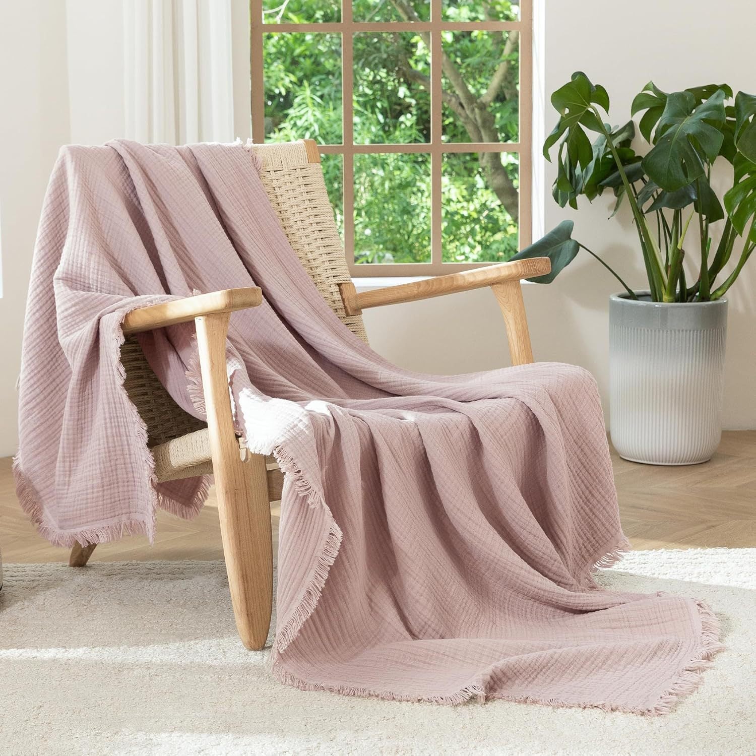 Bowlift Women's Soft Cotton Muslin Throw Blanket Breathable Lightweight with Fringes