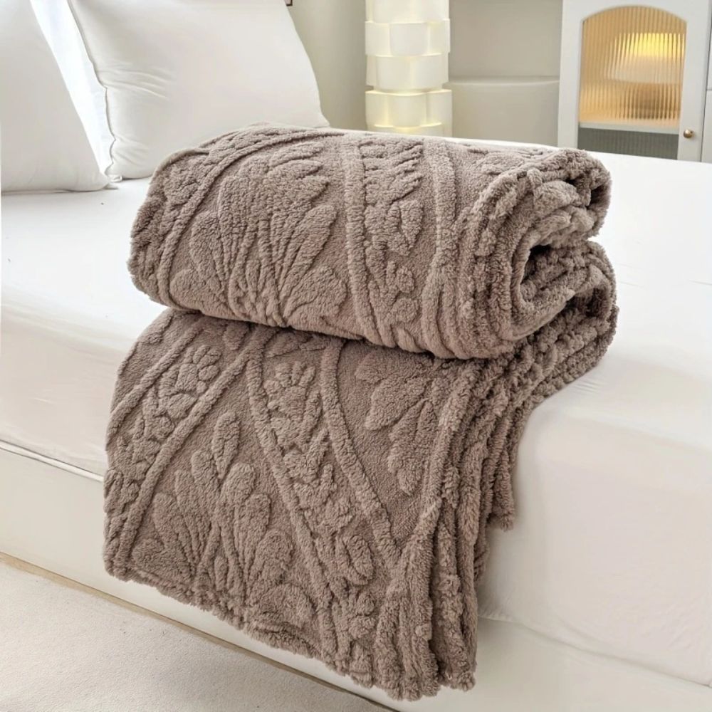 Paris Weave Jacquard Fleece Blanket Soft Microfiber Throw Lightweight Cozy Layering Home Decor