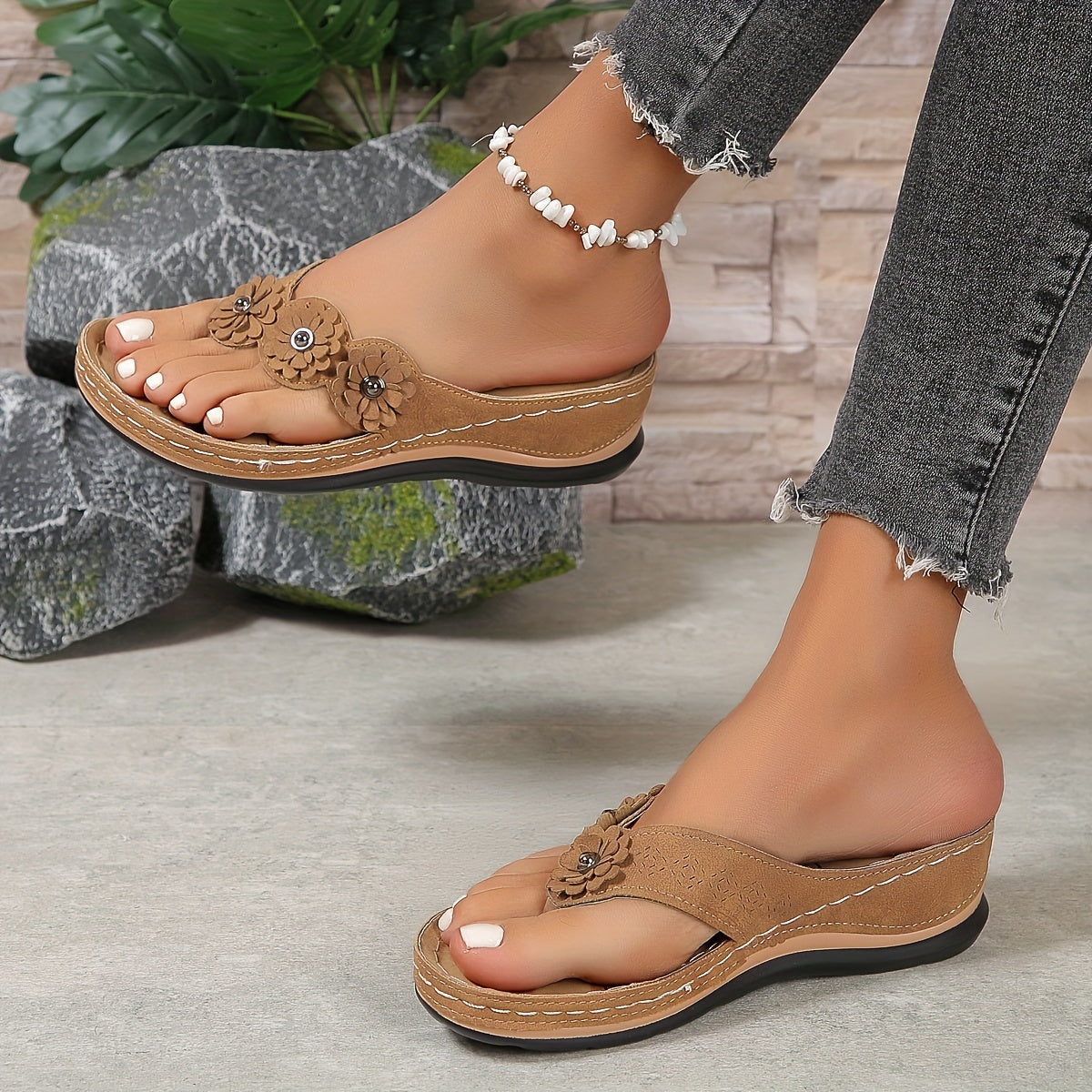 Harrow Pippa cushioned support slip-on sandals for women with orthopedic design and comfortable footbed.