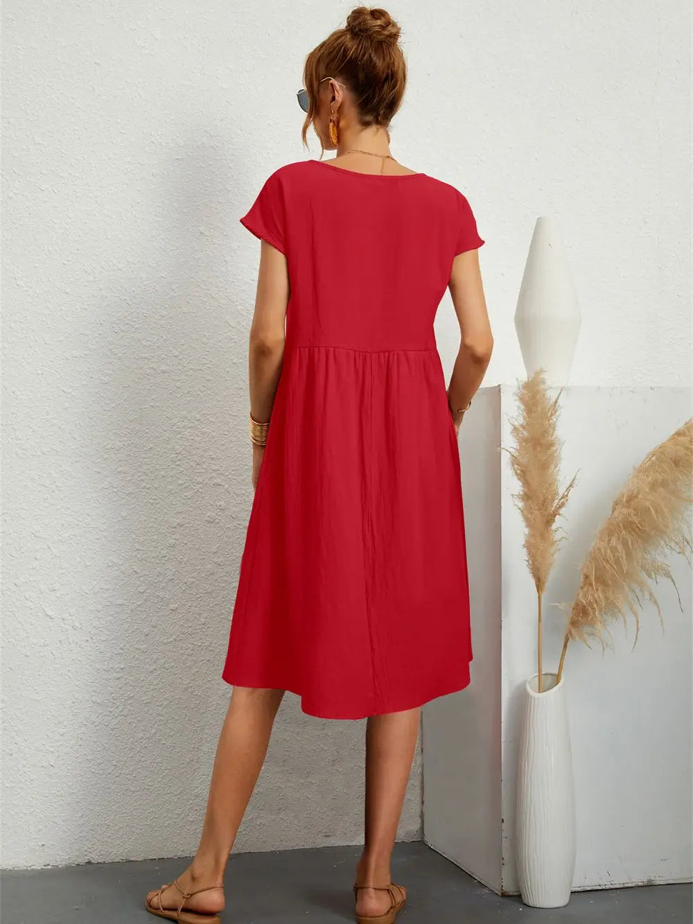 Harrow Robin casual summer dress for women with pockets, lightweight fabric, and a relaxed fit perfect for warm weather.