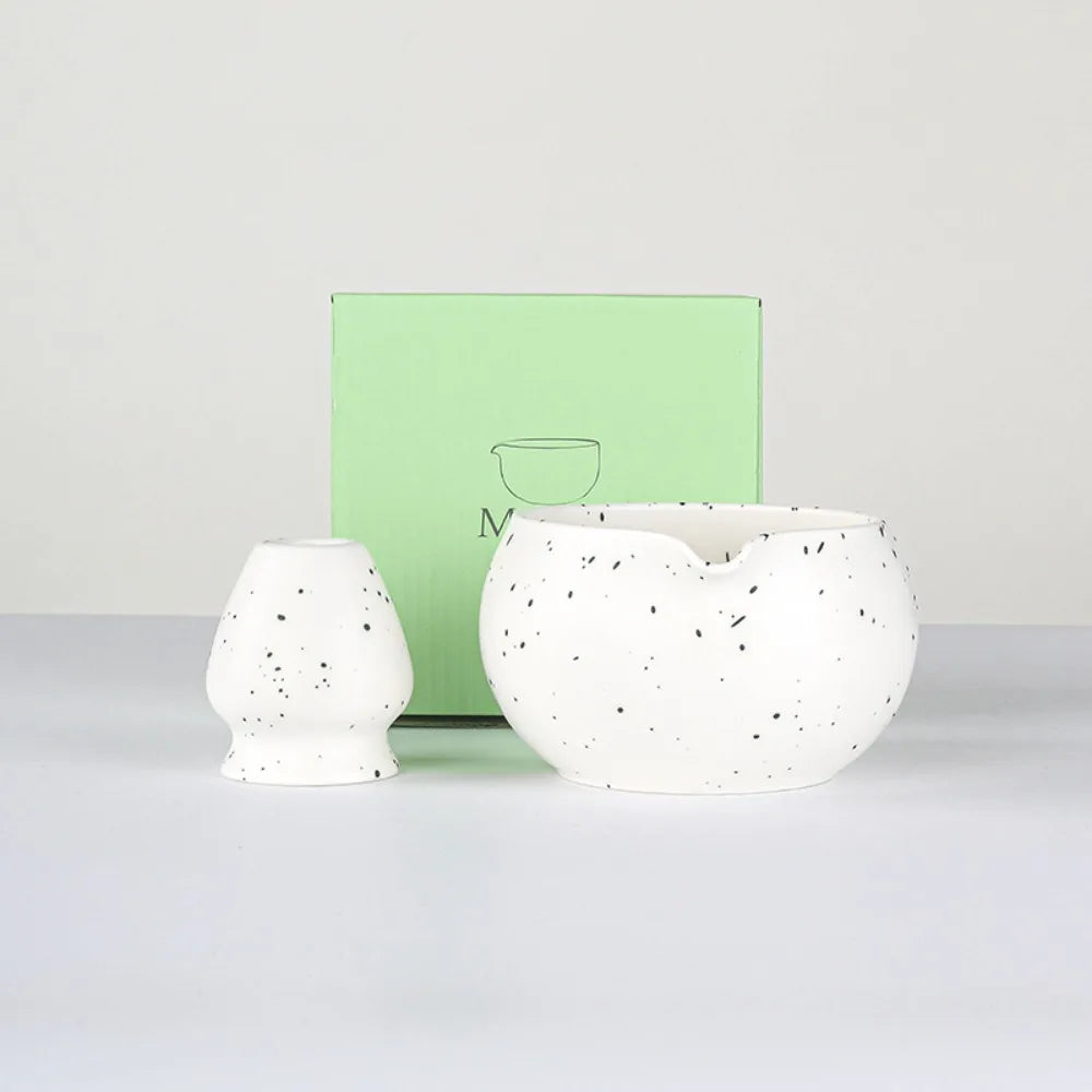 Ceramic Matcha Bowl with Pouring Spout 13.5cm Traditional Japanese Green Tea Chawan