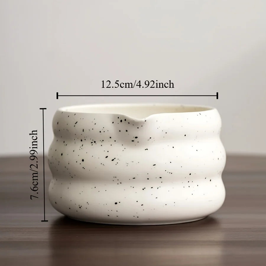 Japanese Ceramic Matcha Tea Bowl 4.5 Inch Traditional Design for Brewing and Serving