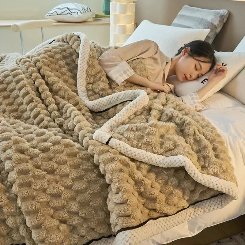 Cozy Flannel Blanket Soft Breathable Warm Throw for Couch and Bed Autumn Comfort