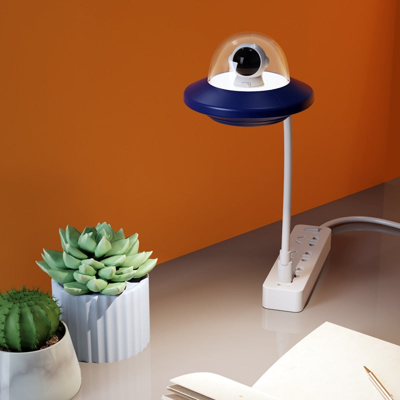 UFO Astronaut Spaceman Flexible LED Night Lamp USB Powered White Light 6000K