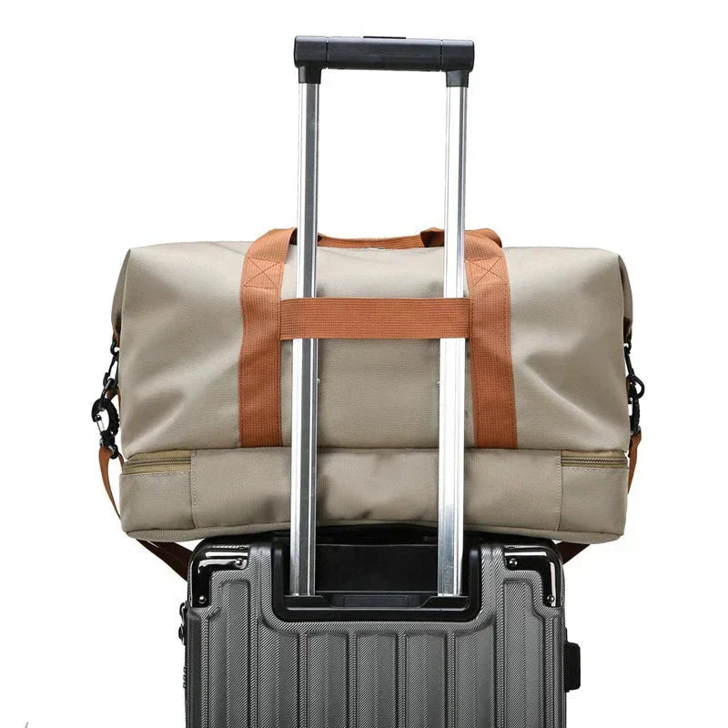 CarryOnFit Crossbody Travel Bag and Sports Bag Eco-Friendly Fabric 46x25x28 cm Durable Tote