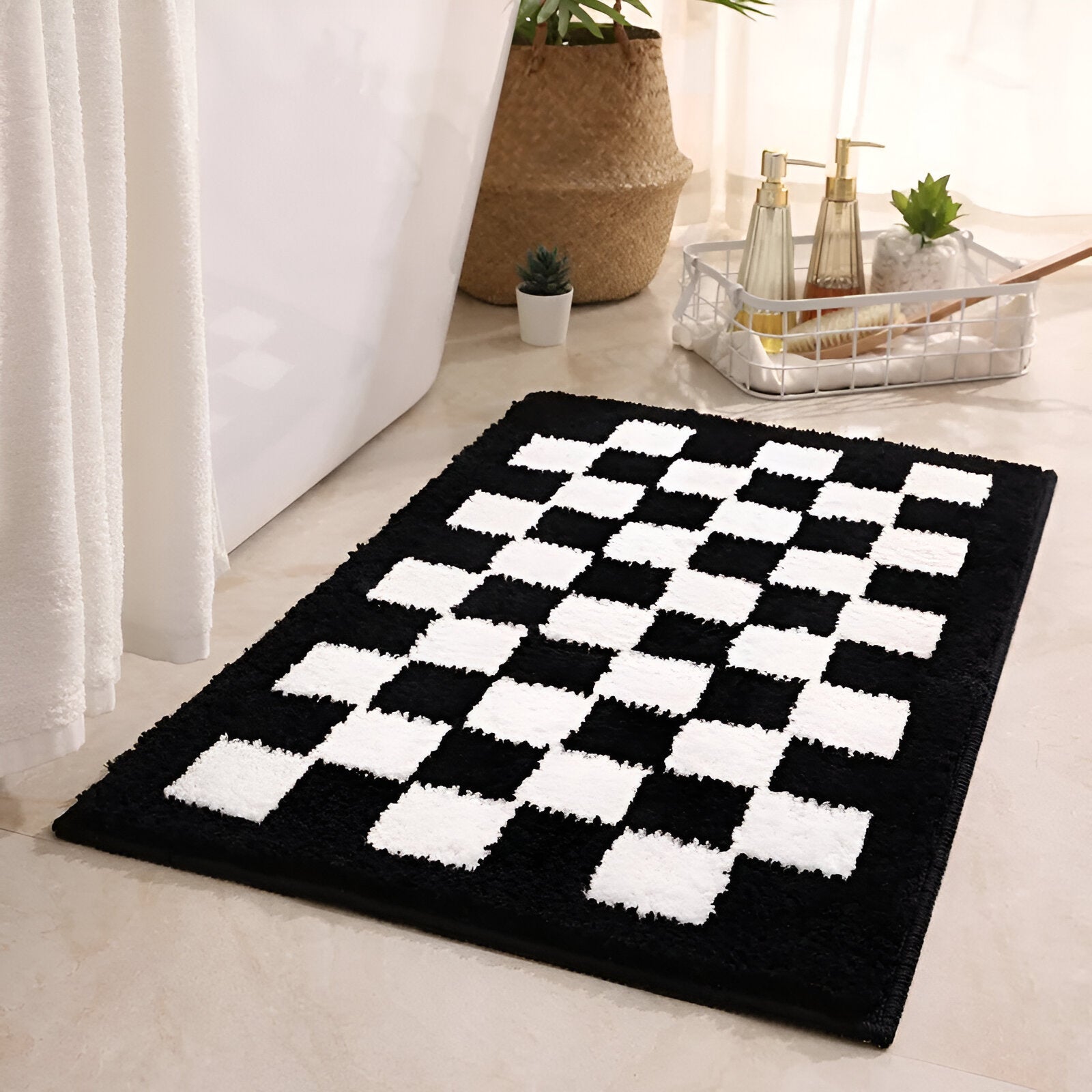 Harrow Plush Microfiber Checkered Bath Mat Black and White Machine Washable Eco-Friendly