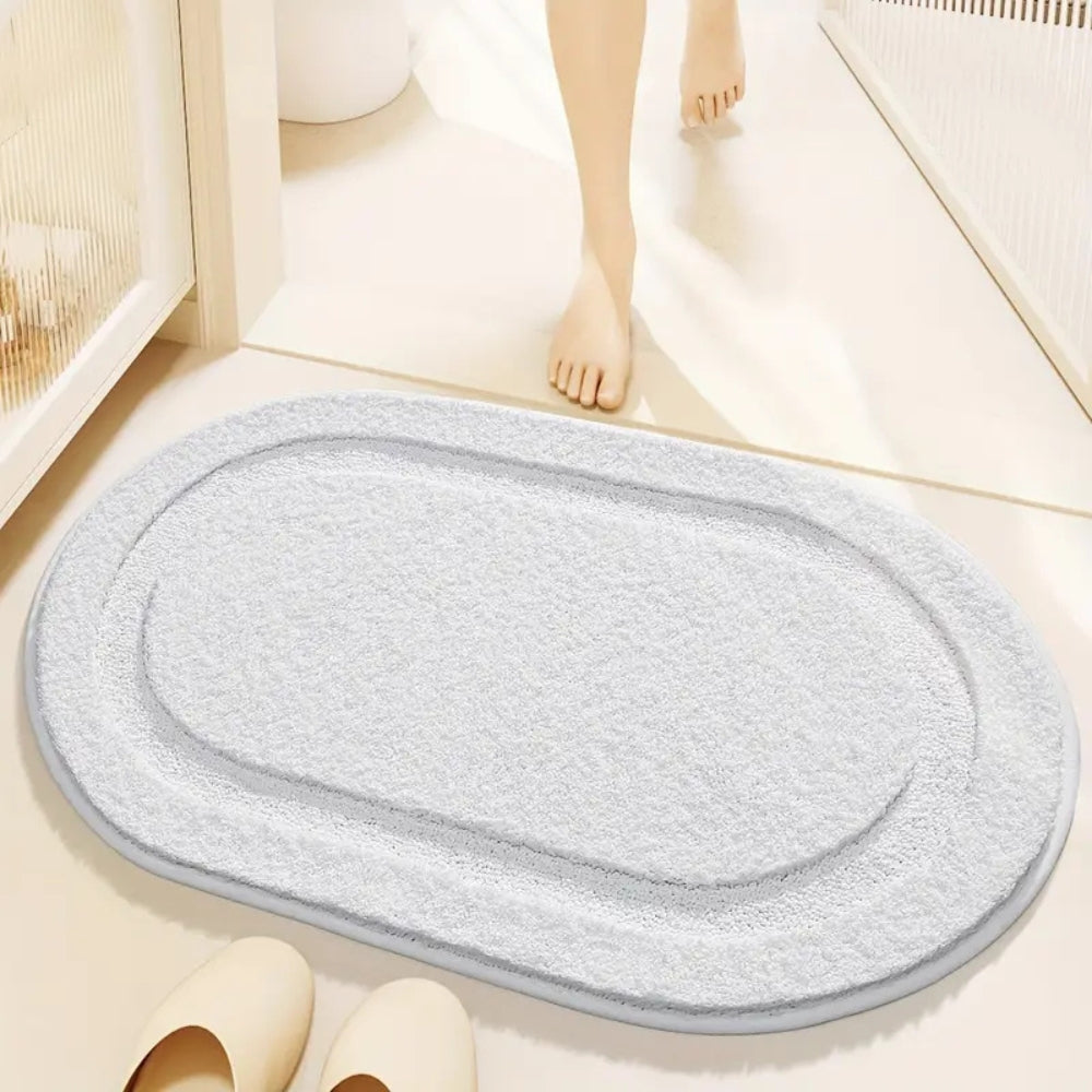 Soft Microfiber Oval Bath Mat Non-Slip Quick-Drying Bathroom Rug for Comfort and Safety