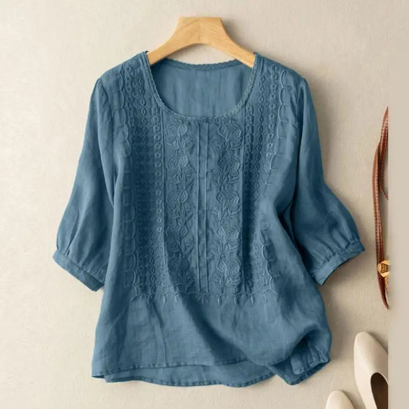 Harrow Sonia floral casual blouse for women featuring a relaxed fit and summer-friendly lightweight fabric.