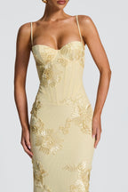 Women’s romantic floral maxi dress by Harrow, featuring a sweetheart neckline and elegant applique for prom and formal events.